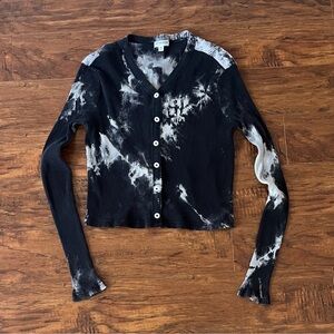 NWT EARTHBOUND Cardigan Tie Dye Black White Button-Up Top Long Sleeve
